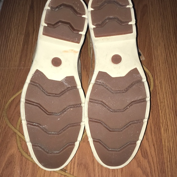 Boots - Picture 2 of 4